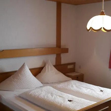Bed & Breakfast Haus Wilma Damuels