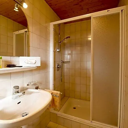 Haus Wilma Bed & Breakfast Damuels
